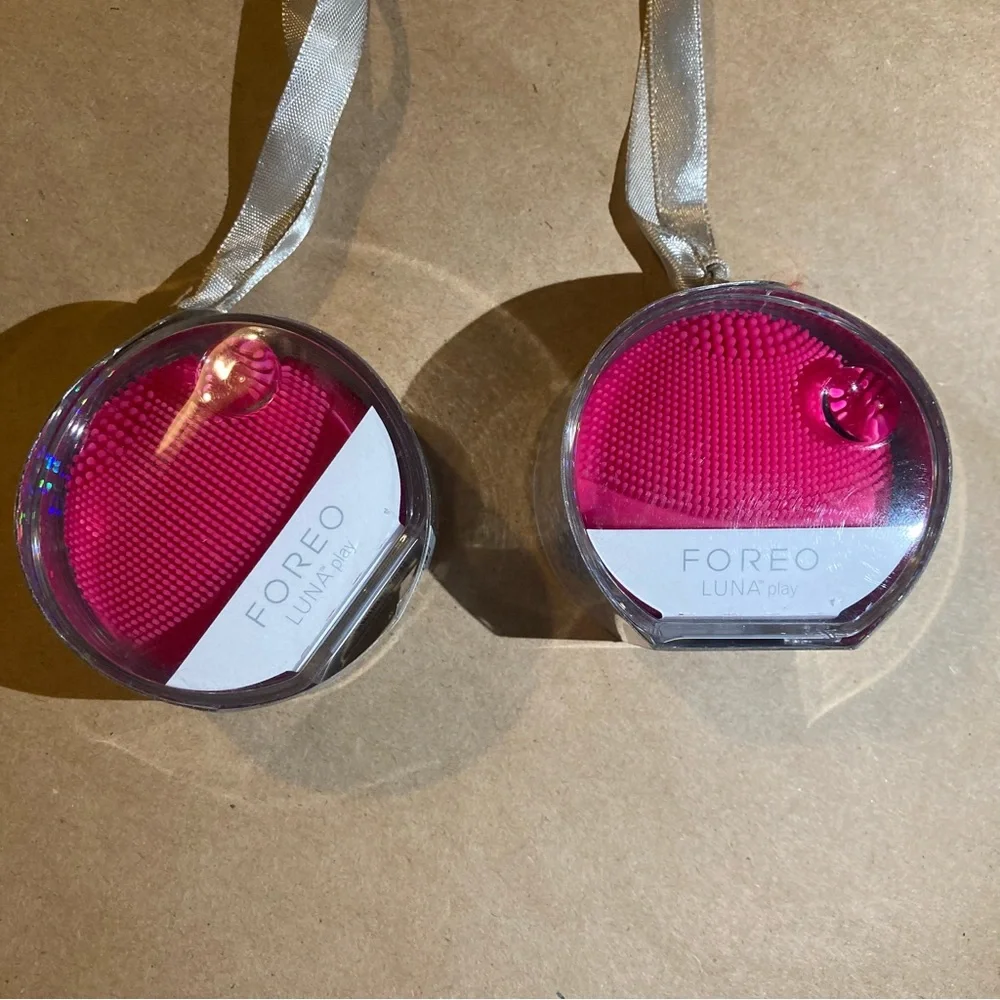 2 x Foreo LUNA play